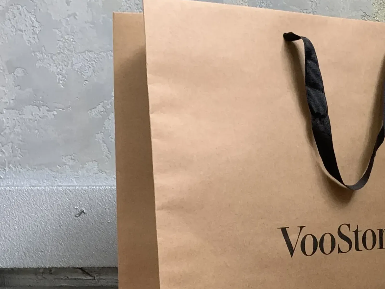 Carton Bag — upper detail (demo view generated from the product photograph)